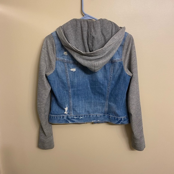 Hollister distressed jacket jean vest with sweater like hood and sleeves - Picture 2 of 5